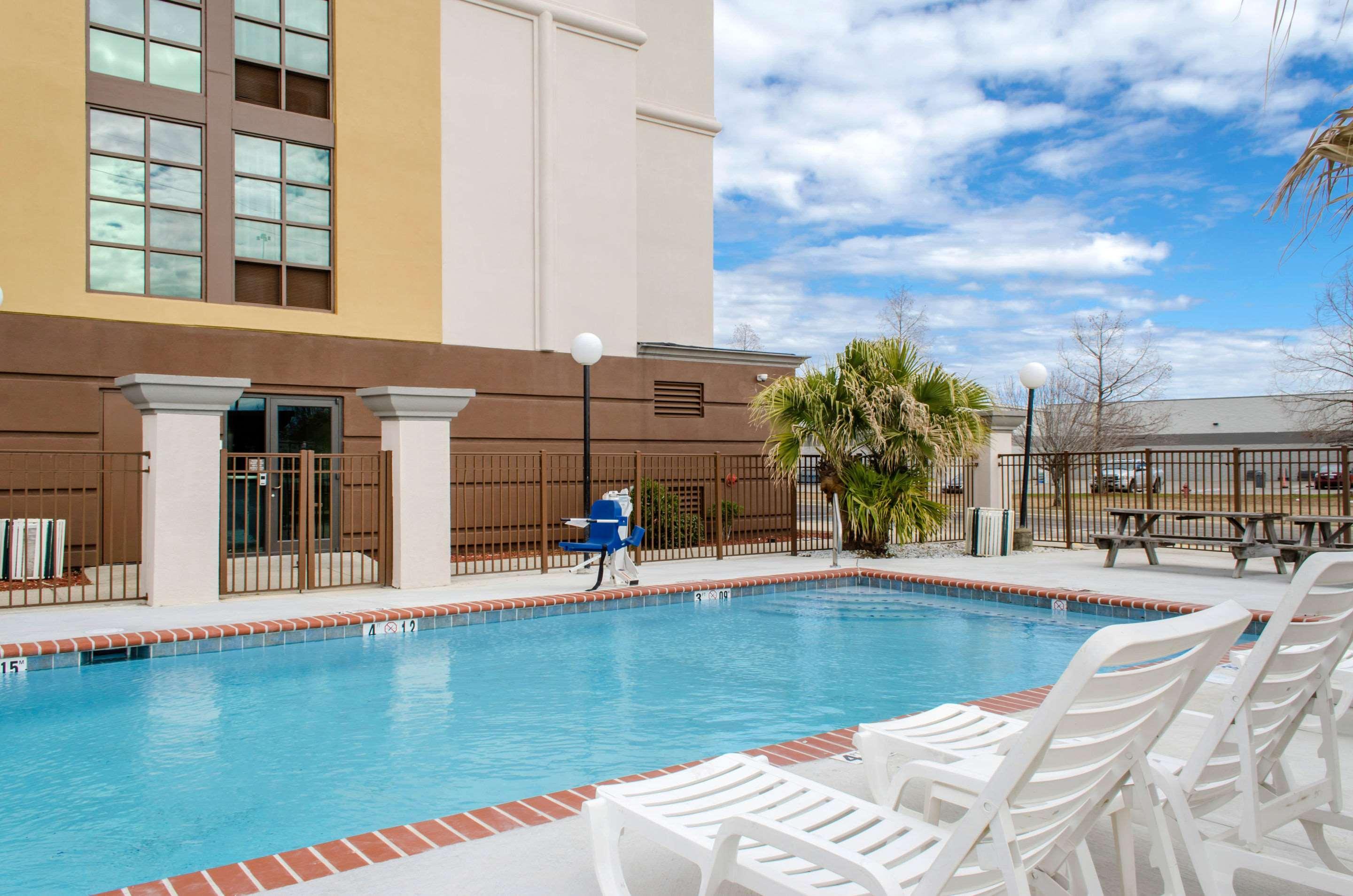 Comfort Inn & Suites Biloxi D'Iberville Экстерьер фото